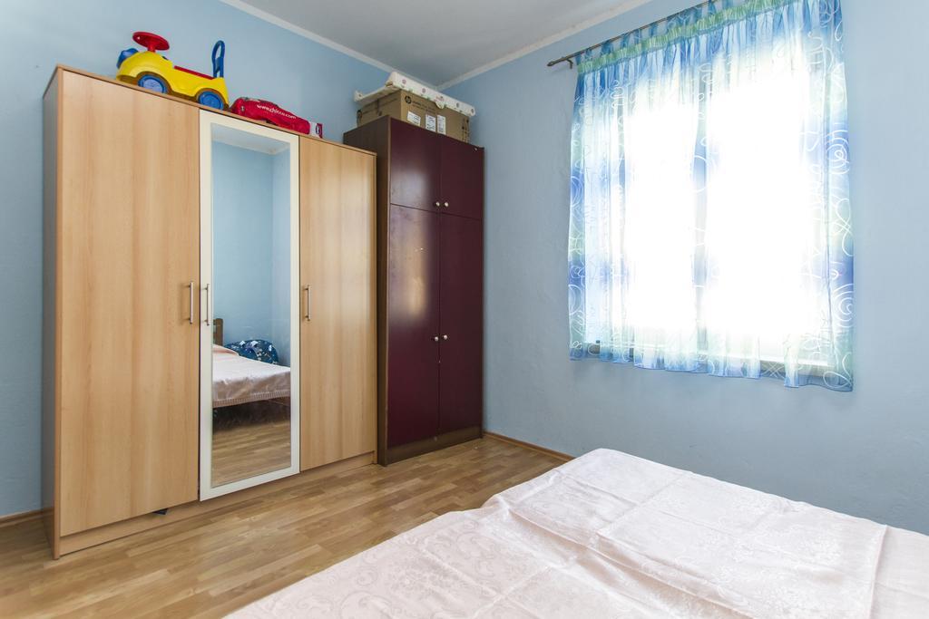 Apartment Amber Koromačno Chambre photo